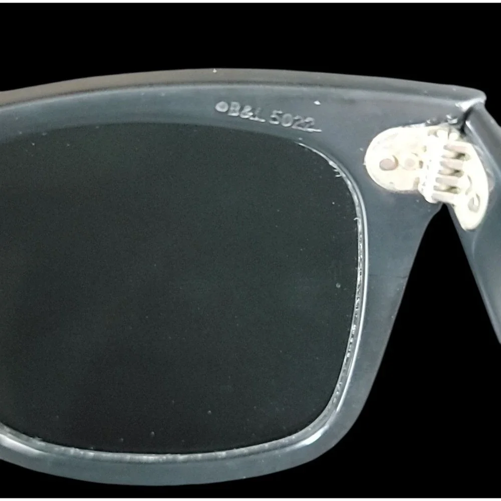 Vintage Ray Ban Wayfarer B & L 5022 Black W/ Case L2008 UYAS Risky Business